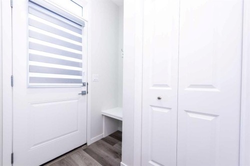 57 Corner Glen Row Ne, Calgary, AB - Indoor Photo Showing Other Room