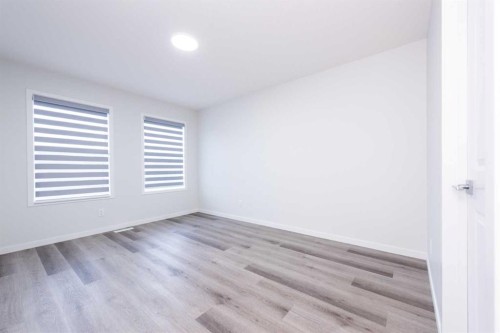 57 Corner Glen Row Ne, Calgary, AB - Indoor Photo Showing Other Room