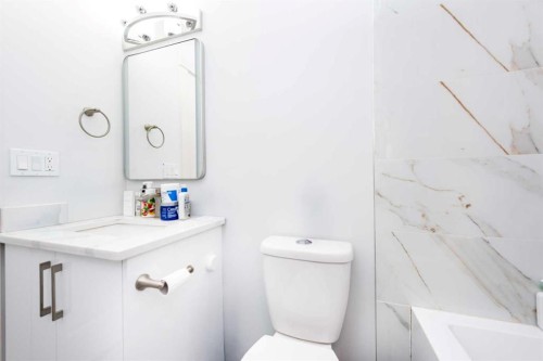 57 Corner Glen Row Ne, Calgary, AB - Indoor Photo Showing Bathroom