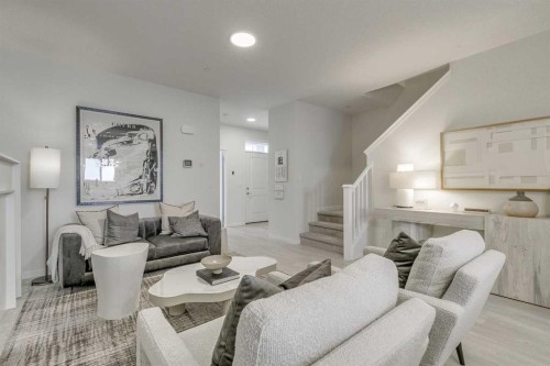 80 Lucas Common Nw, Calgary, AB - Indoor Photo Showing Living Room