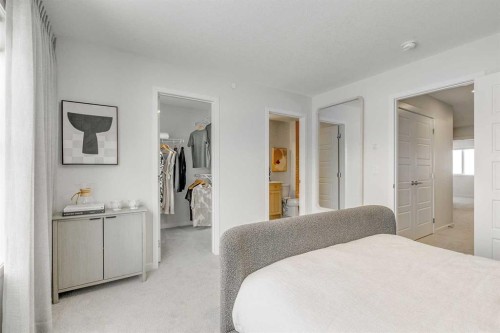 80 Lucas Common Nw, Calgary, AB - Indoor Photo Showing Bedroom