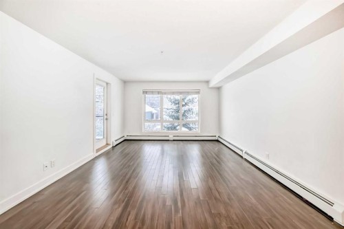 209-611 Edmonton Trail Ne, Calgary, AB - Indoor Photo Showing Other Room