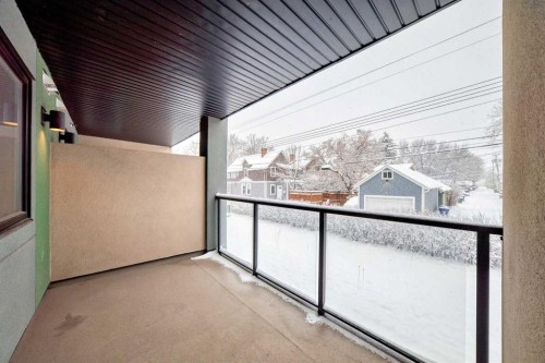 209-611 Edmonton Trail Ne, Calgary, AB - Outdoor With Balcony With Exterior
