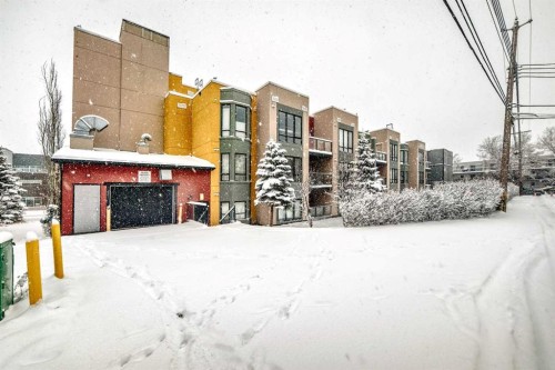 209-611 Edmonton Trail Ne, Calgary, AB - Outdoor