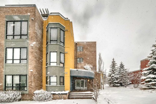 209-611 Edmonton Trail Ne, Calgary, AB - Outdoor With Facade