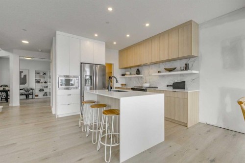 227 Lucas Common Nw, Calgary, AB - Indoor Photo Showing Kitchen With Upgraded Kitchen