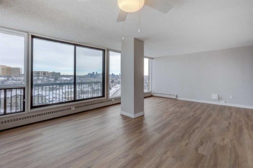 1501-145 Point Drive Nw, Calgary, AB - Indoor Photo Showing Other Room