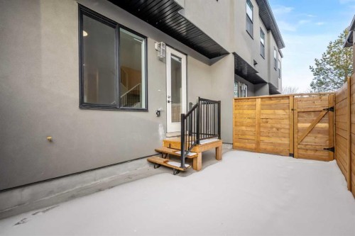 2354 7 Street Nw, Calgary, AB - Outdoor With Exterior