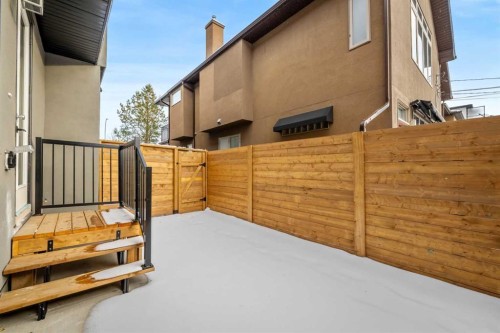 2354 7 Street Nw, Calgary, AB - Outdoor With Exterior