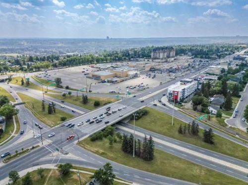 2354 7 Street Nw, Calgary, AB - Outdoor With View