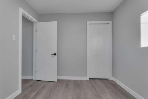 4515 Fordham Crescent Se, Calgary, AB - Indoor Photo Showing Other Room