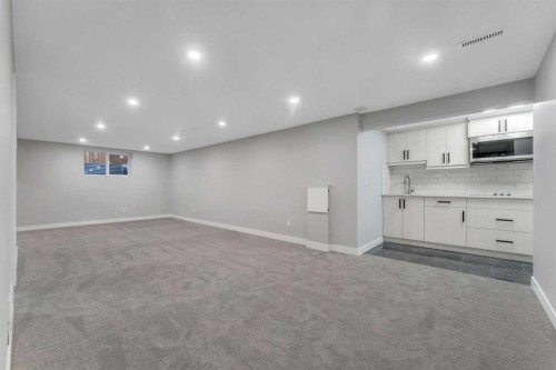 4515 Fordham Crescent Se, Calgary, AB - Indoor