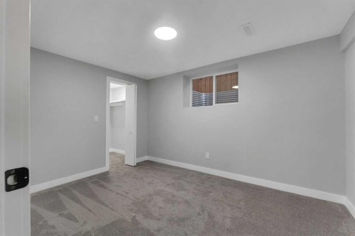 4515 Fordham Crescent Se, Calgary, AB - Indoor Photo Showing Other Room