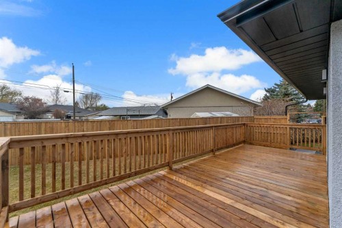 4515 Fordham Crescent Se, Calgary, AB - Outdoor With Deck Patio Veranda With Exterior