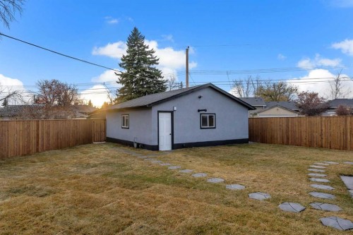 4515 Fordham Crescent Se, Calgary, AB - Outdoor