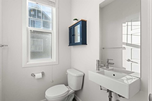 901-115 Sagewood Drive Sw, Airdrie, AB - Indoor Photo Showing Bathroom