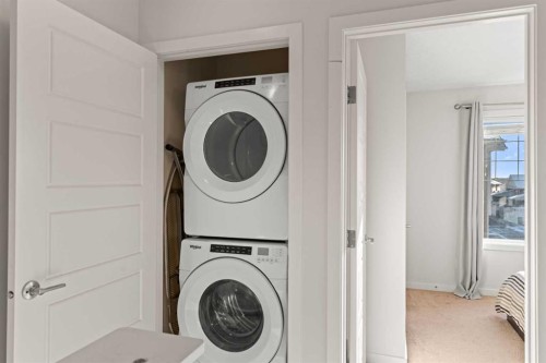 901-115 Sagewood Drive Sw, Airdrie, AB - Indoor Photo Showing Laundry Room
