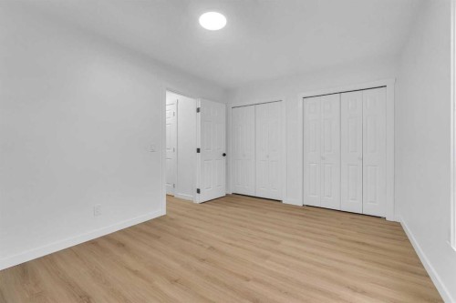 63 Penworth Close Se, Calgary, AB - Indoor Photo Showing Other Room