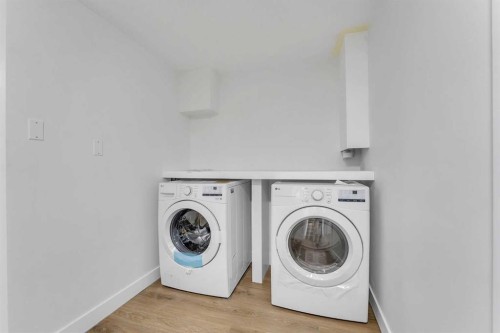 4311 7A Avenue Se, Calgary, AB - Indoor Photo Showing Laundry Room