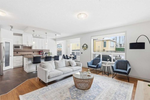 9 Sage Hill Landing Nw, Calgary, AB - Indoor Photo Showing Living Room