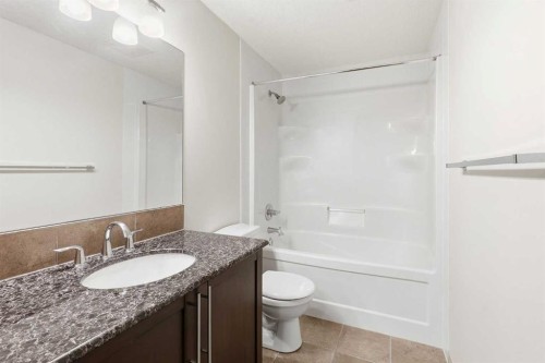 9 Sage Hill Landing Nw, Calgary, AB - Indoor Photo Showing Bathroom