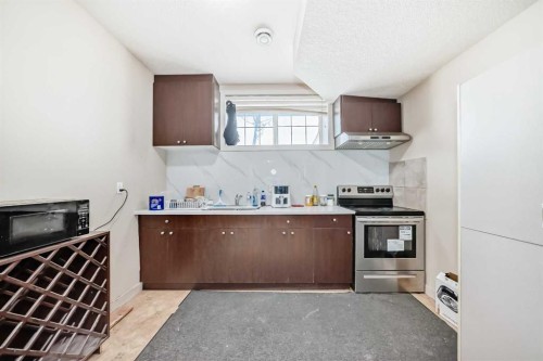 226 Saddlebrook Circle Ne, Calgary, AB - Indoor Photo Showing Other Room