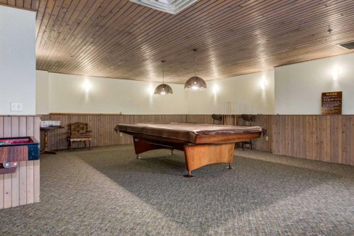 325-2425 90 Avenue Sw, Calgary, AB - Indoor Photo Showing Other Room