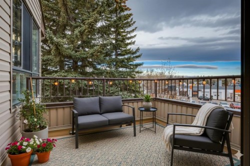 325-2425 90 Avenue Sw, Calgary, AB - Outdoor With Exterior