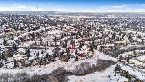 15 Strathlorne Bay Sw, Calgary, AB - Outdoor With View