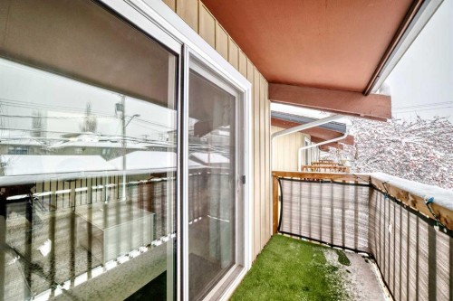7-2019 2 Avenue Nw, Calgary, AB - Outdoor With Balcony With Exterior
