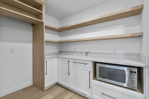 13016 Lake Twintree Road Se, Calgary, AB - Indoor