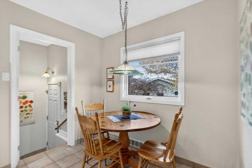 2808 35 Street Sw, Calgary, AB - Indoor Photo Showing Dining Room