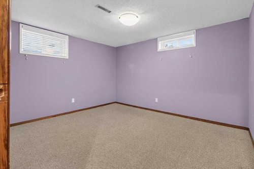 2808 35 Street Sw, Calgary, AB - Indoor Photo Showing Other Room