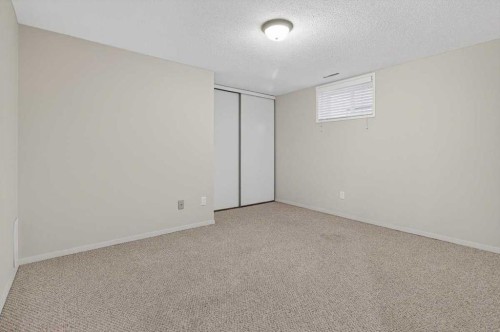 2808 35 Street Sw, Calgary, AB - Indoor Photo Showing Other Room
