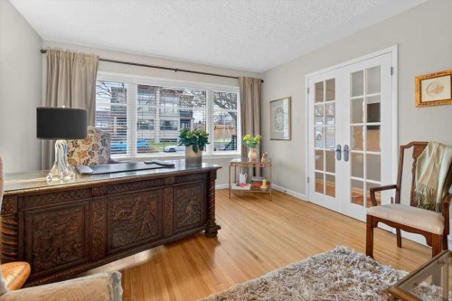 2808 35 Street Sw, Calgary, AB - Indoor Photo Showing Other Room