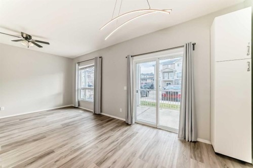 415 Sunrise Terrace Ne, High River, AB - Indoor Photo Showing Other Room