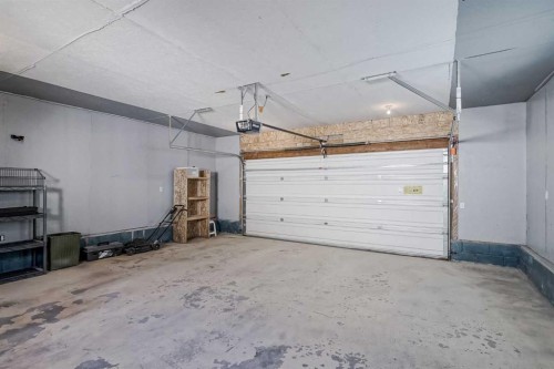 128 Bermuda Drive Nw, Calgary, AB - Indoor Photo Showing Garage