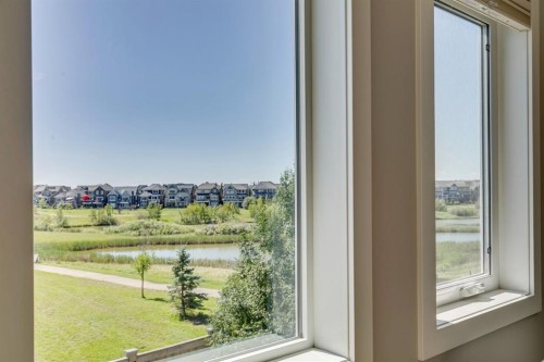 119 Marquis Crescent Se, Calgary, AB - Indoor Photo Showing Other Room