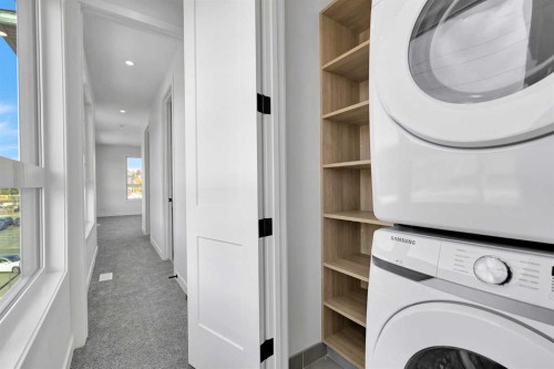 1820 Home Road Nw, Calgary, AB - Indoor Photo Showing Laundry Room