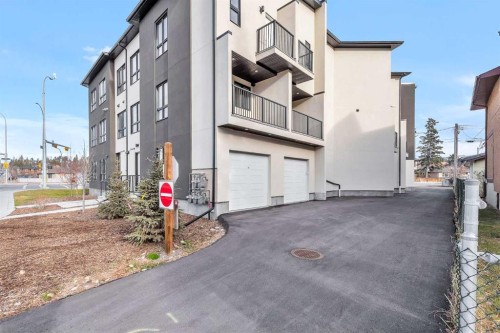 1820 Home Road Nw, Calgary, AB - Outdoor