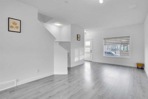 131 Lucas Boulevard, Calgary, AB - Indoor