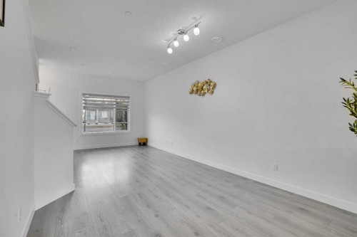 131 Lucas Boulevard, Calgary, AB - Indoor Photo Showing Other Room