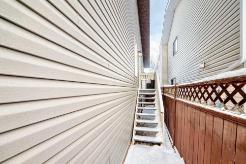 219 Sandstone Drive Nw, Calgary, AB - Outdoor