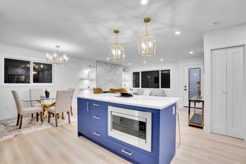 52 Franklin Drive Se, Calgary, AB - Indoor