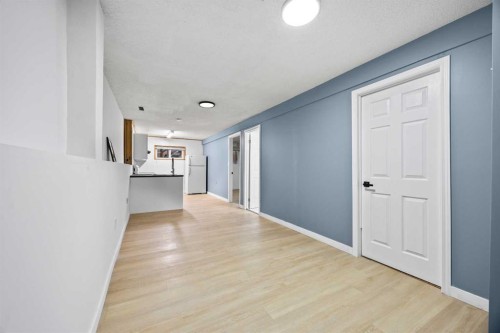 212 Falmere Way Ne, Calgary, AB - Indoor Photo Showing Other Room