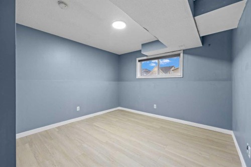 212 Falmere Way Ne, Calgary, AB - Indoor Photo Showing Other Room