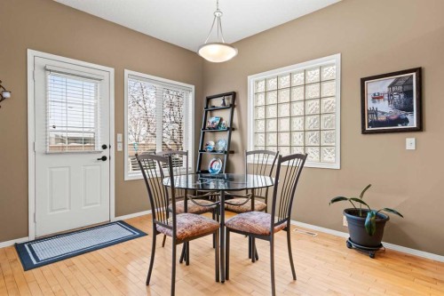 101 Chaparral Villas Se, Calgary, AB - Indoor Photo Showing Dining Room