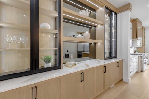 631 21 Avenue Nw, Calgary, AB - Indoor