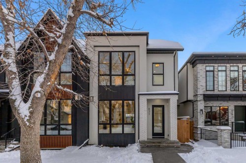 631 21 Avenue Nw, Calgary, AB - Outdoor With Facade