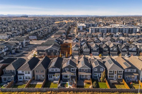 185 Masters Row Se, Calgary, AB - Outdoor